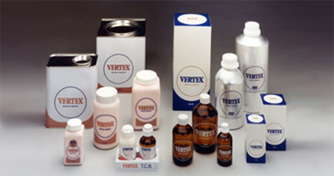 1980 Se desarrollan nuevos materiales acrílicos Vertex