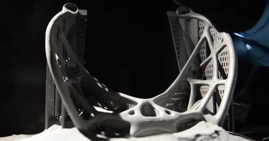 Soporte de avión producido con Impresión directa en metal (DMP)