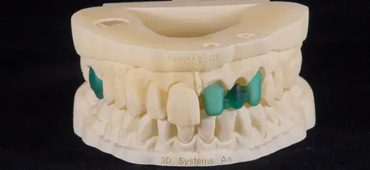 Modelos en cera de implantes de arco completo Dental ProJet MJP 3600