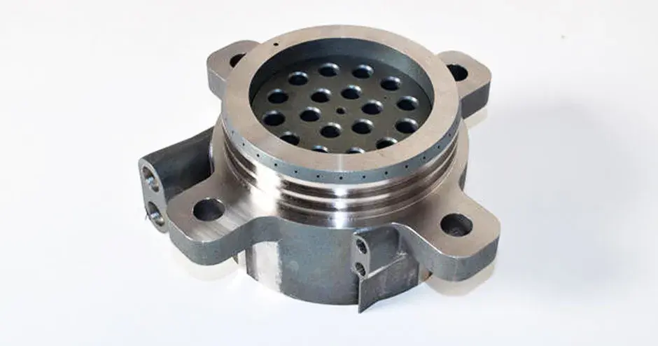 Inyector de combustible DLR impreso en 3D con metal