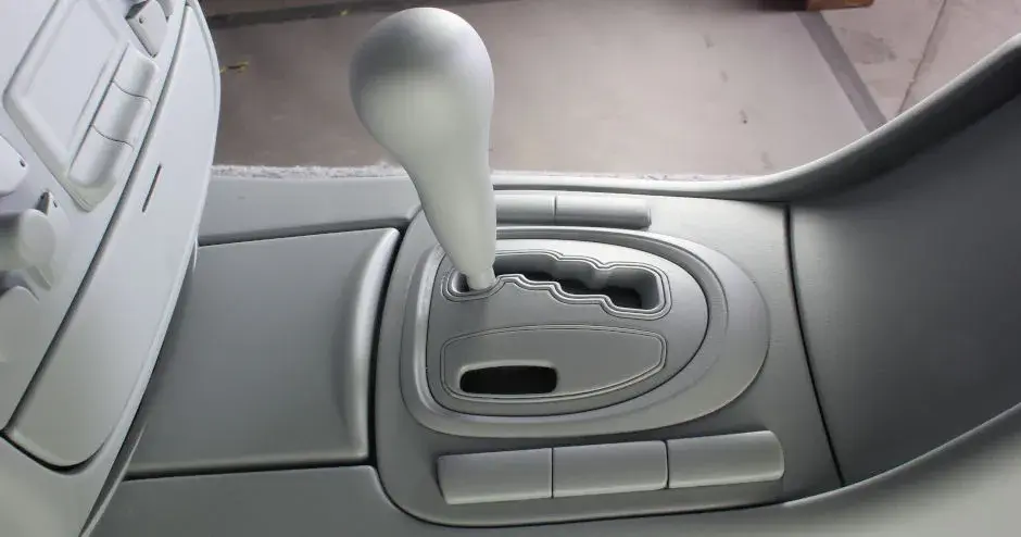 Tablero del interior del automóvil con SLA