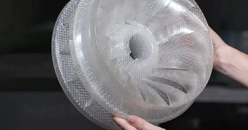 Diseño complejo para microfusión