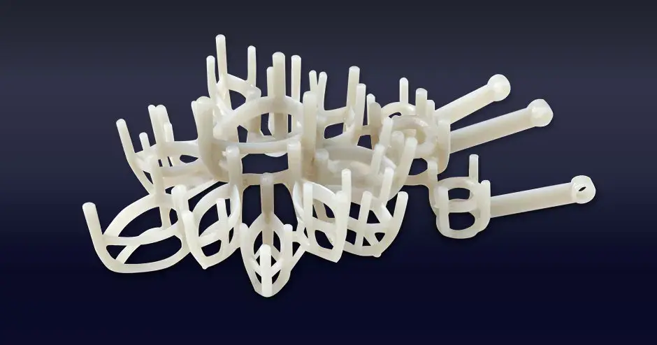 modelo maestro de joyería de un pendiente