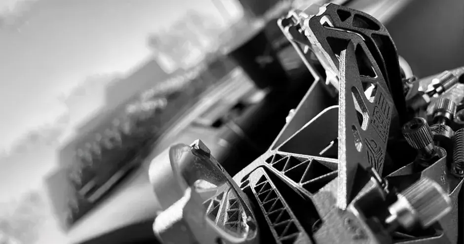 imagen de cinemática de la flexión convencional de un semiconductor