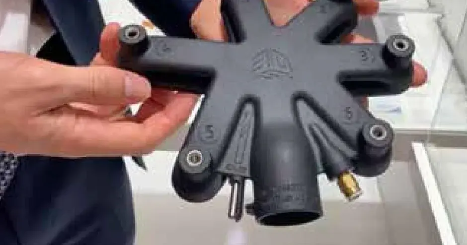 Sistemas de retención de componentes flexibles