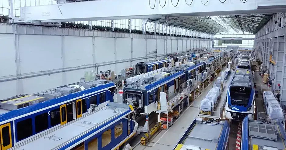Miniatura de fabricación aditiva para camiones, autobuses y trenes