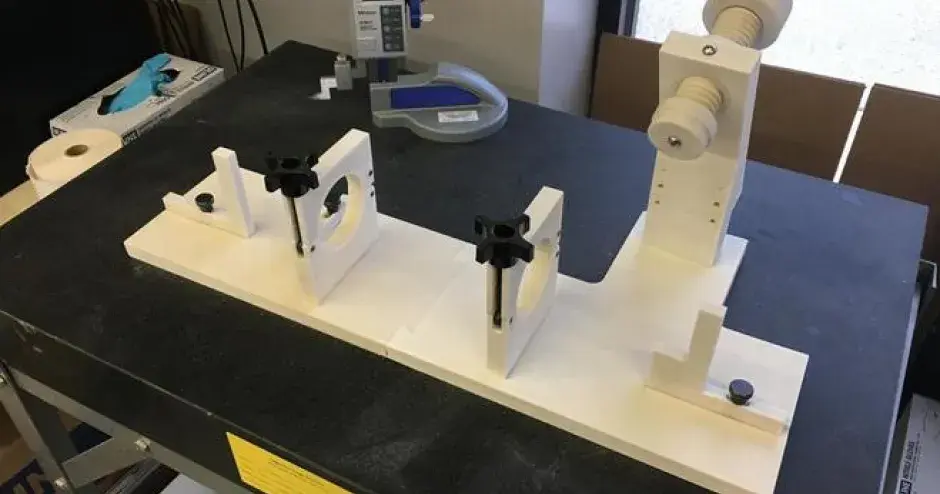 Accesorio para soldadura TIG impreso con SLS