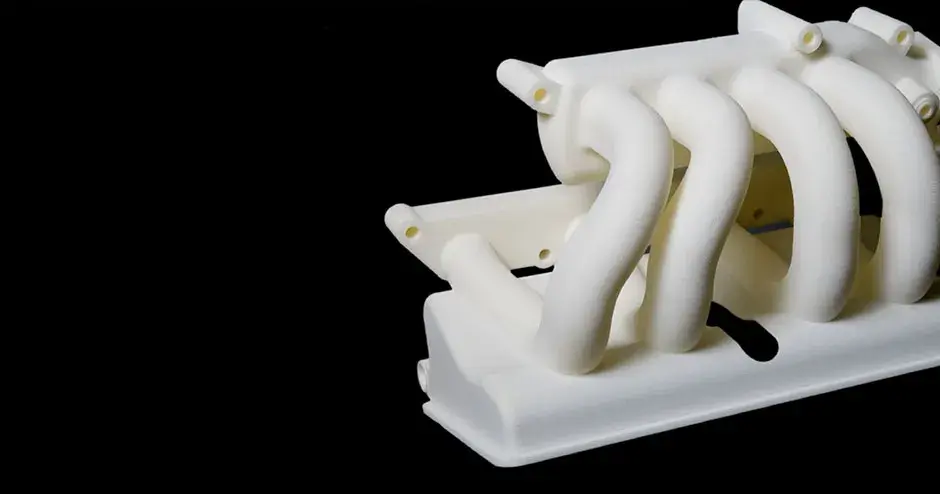 Pieza 3D impresa con el sistema SLS